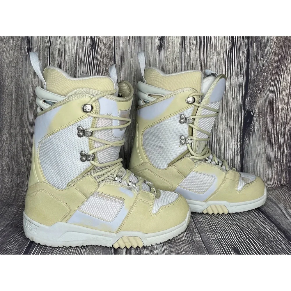 DC Women's Cream & White Winter Snowboard Boots